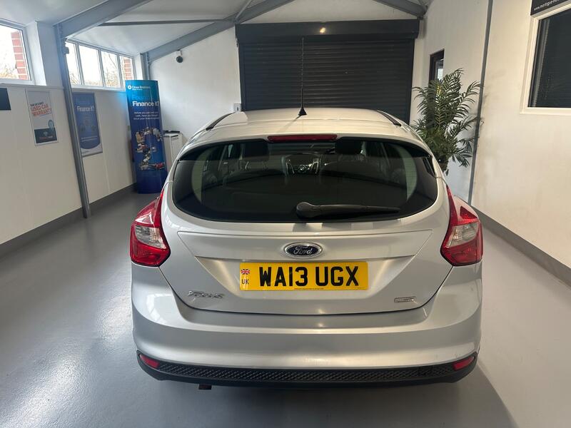 FORD FOCUS
