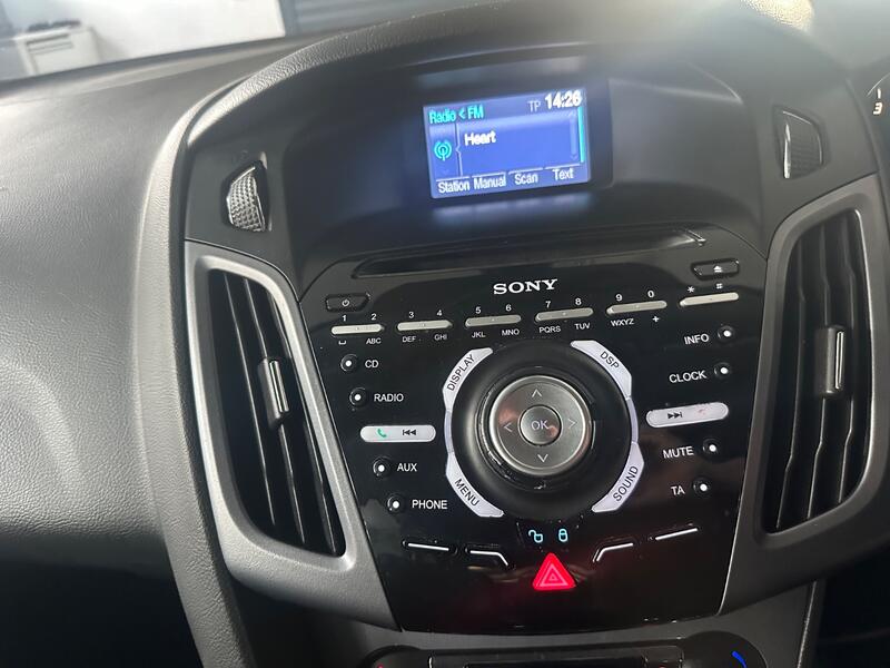 FORD FOCUS
