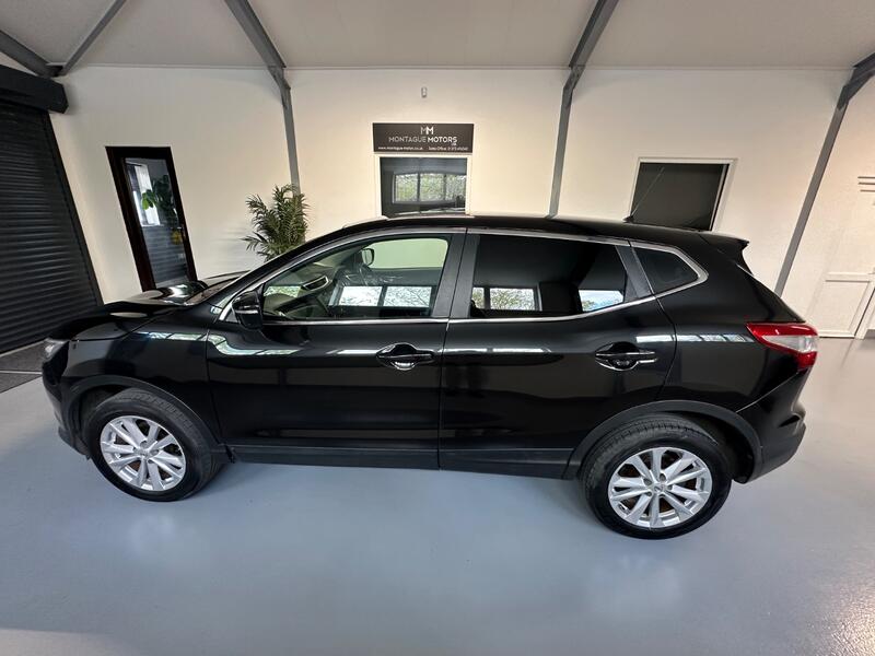 View NISSAN QASHQAI 1.5 dCi Acenta