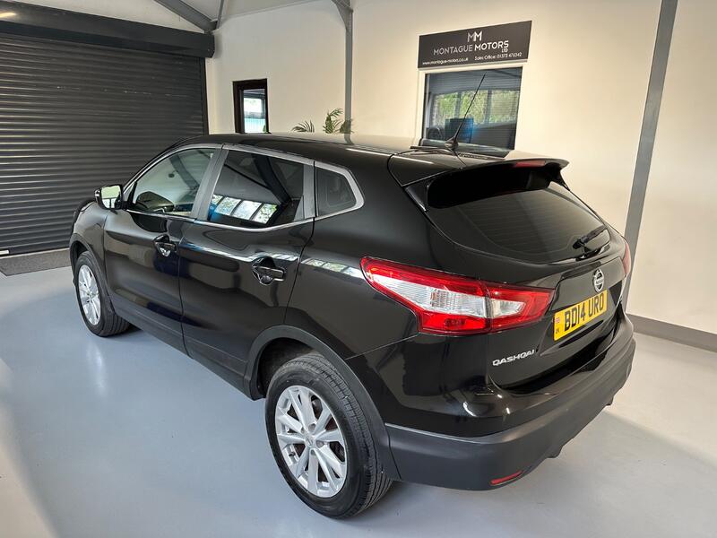 View NISSAN QASHQAI 1.5 dCi Acenta