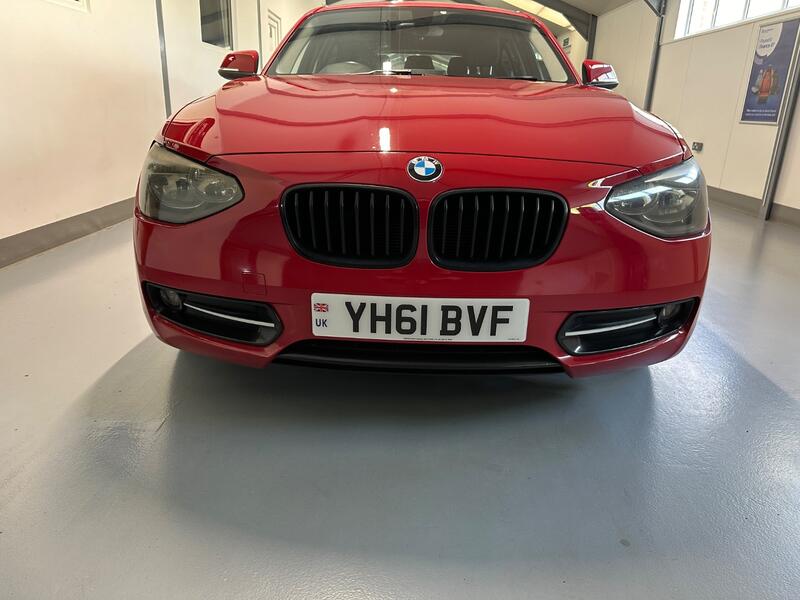 BMW 1 SERIES