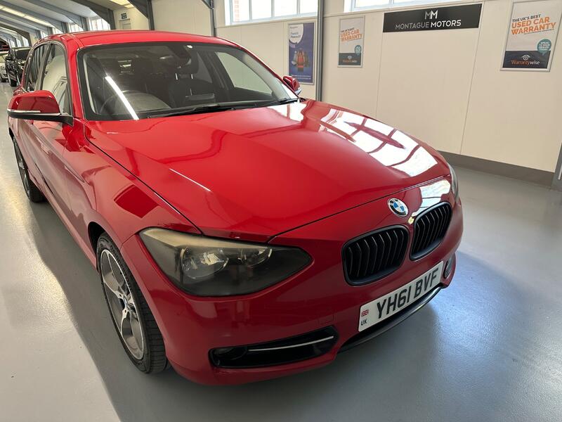 BMW 1 SERIES
