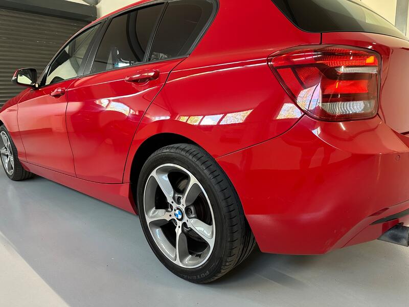 BMW 1 SERIES