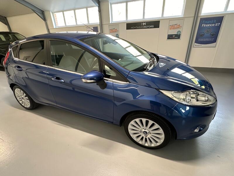 FORD FIESTA