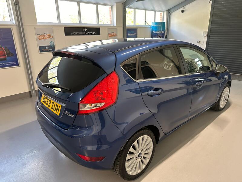 FORD FIESTA