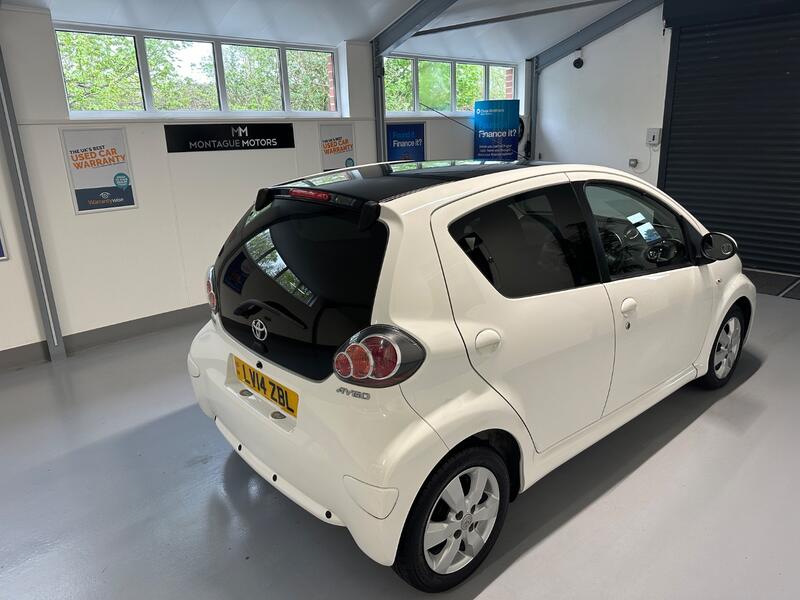 TOYOTA AYGO