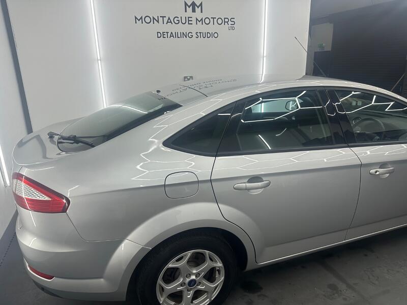 View FORD MONDEO 2.0 TDCi Zetec