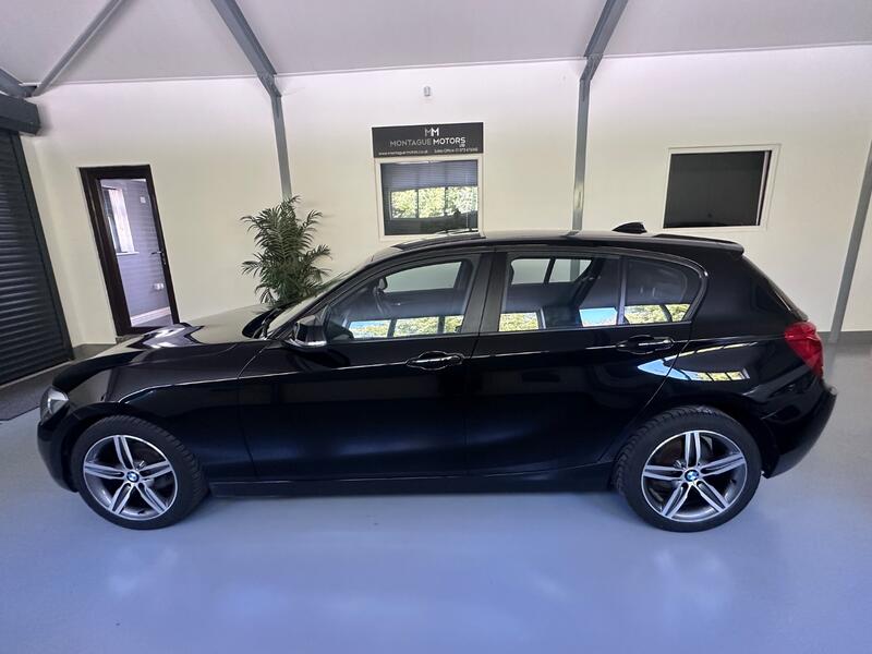 View BMW 1 SERIES 2.0 116d Sport 5-door