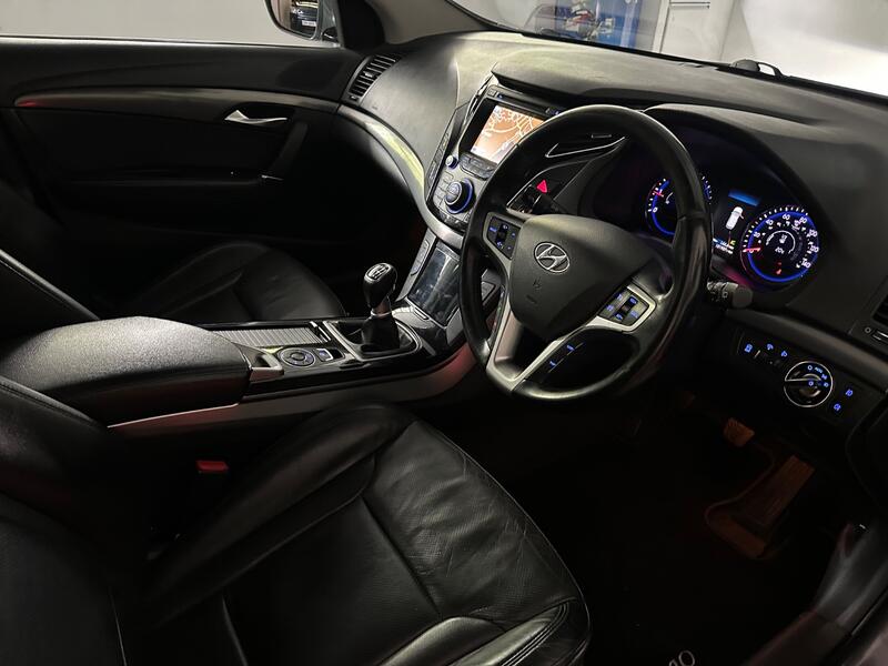 HYUNDAI I40