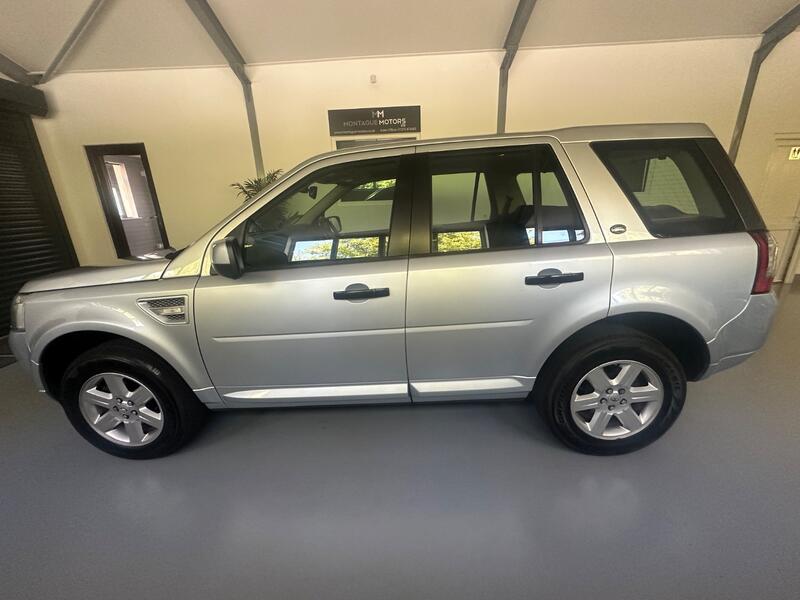 View LAND ROVER FREELANDER 2 2.2 SD4 GS