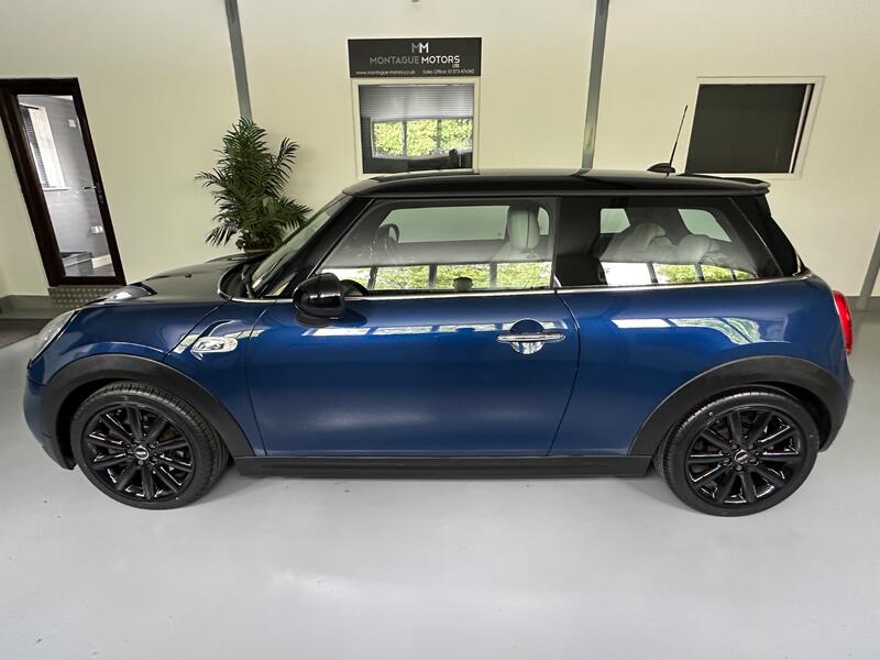 View MINI HATCH 2.0 Cooper S 3-Door Hatch